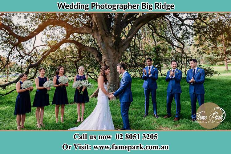 Photo of the Groom and the Bride with the entourage Big Ridge NSW 2330